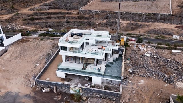 4 soveværelse Villa til salg i Guía de Isora med swimmingpool garage - € 6.900.000 (Ref: 9379289)