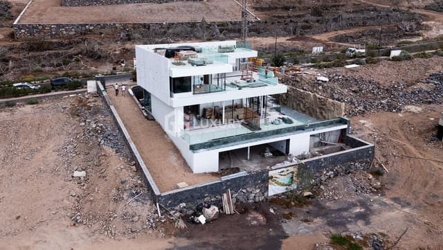 4 soveværelse Villa til salg i Guía de Isora med swimmingpool garage - € 6.900.000 (Ref: 9379289)