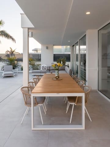 3 soveværelse Villa til salg i La Caldera, Adeje med swimmingpool garage - € 1.912.900 (Ref: 9379291)