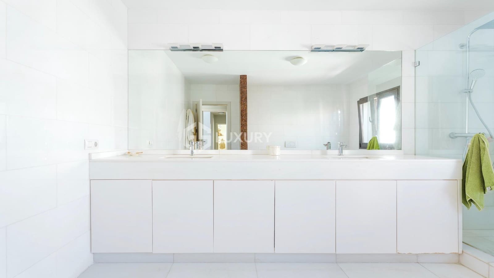 5 soveværelse Villa til salg i El Madronal med swimmingpool garage - € 2.730.000 (Ref: 9379292)