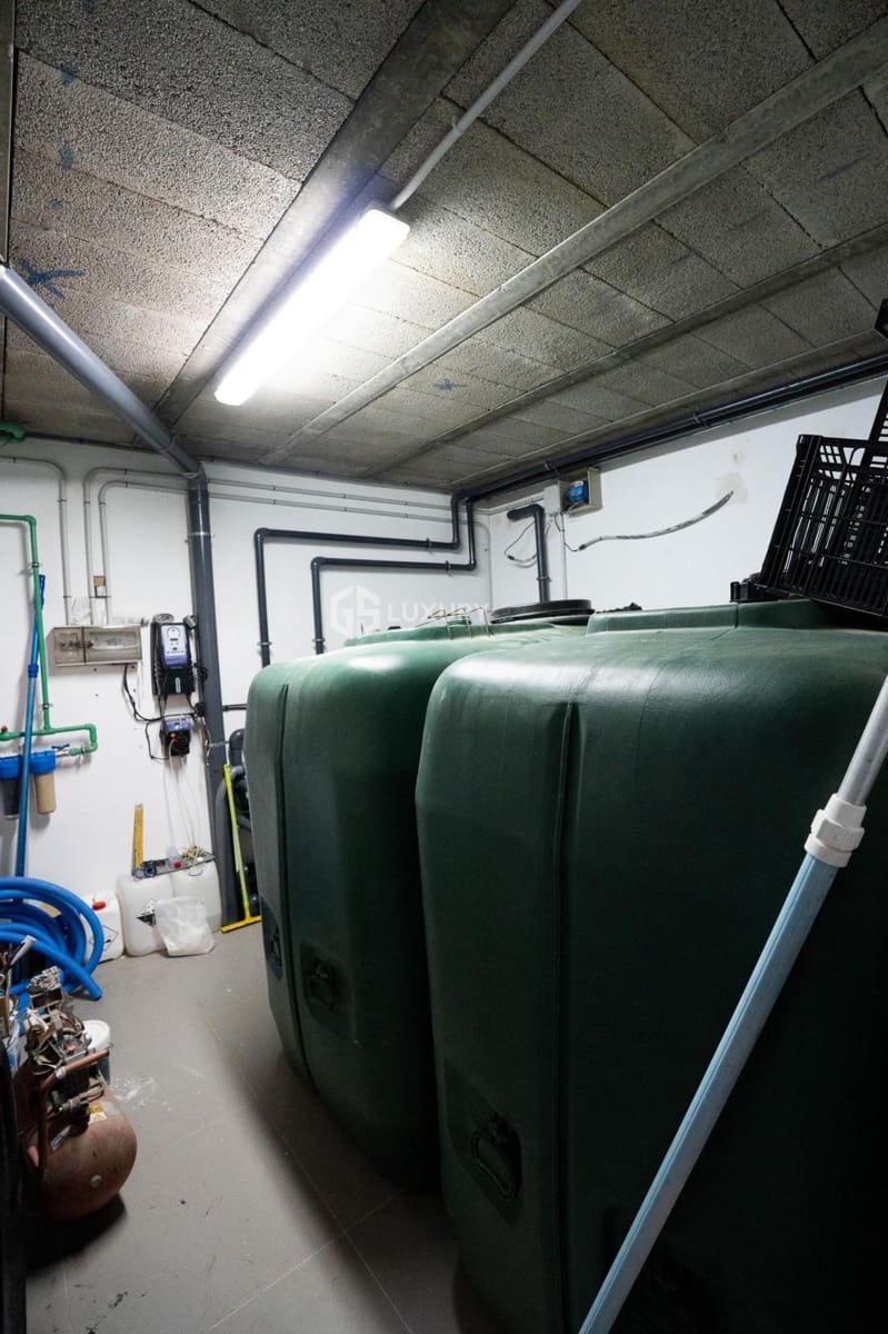 5 soveværelse Villa til salg i El Madronal med swimmingpool garage - € 2.950.000 (Ref: 9391994)