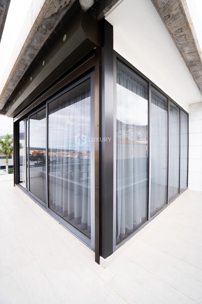 5 soveværelse Villa til salg i El Madronal med swimmingpool garage - € 2.950.000 (Ref: 9391994)