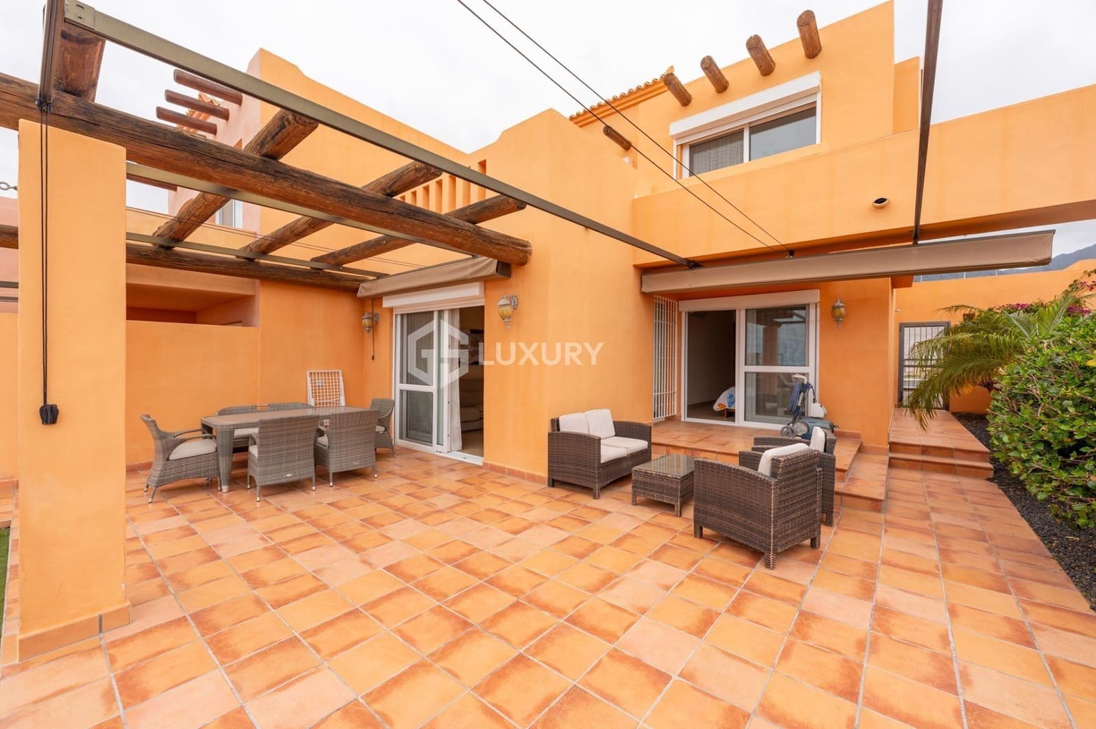 3 soverom Villa til salgs i La Caleta Adeje med svømmebasseng - € 1 600 000 (Ref: 9391998)