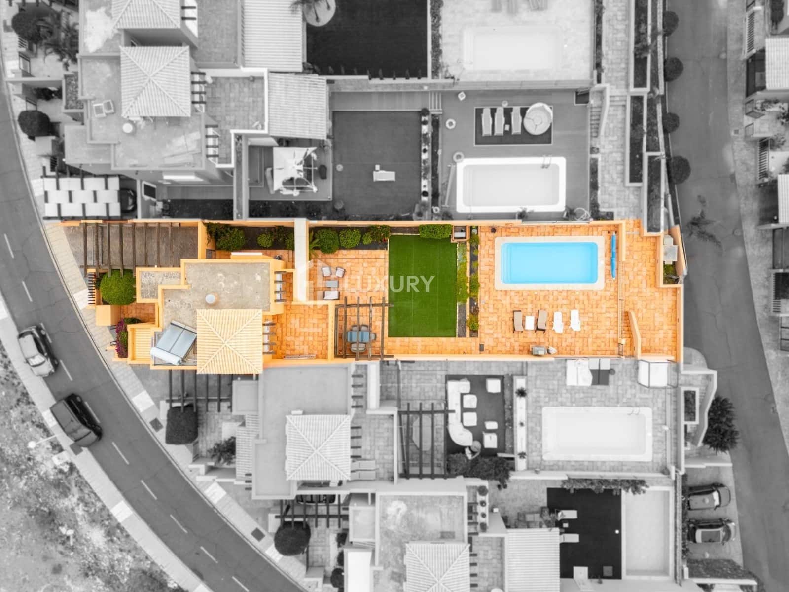 3 soverom Villa til salgs i La Caleta Adeje med svømmebasseng - € 1 600 000 (Ref: 9391998)