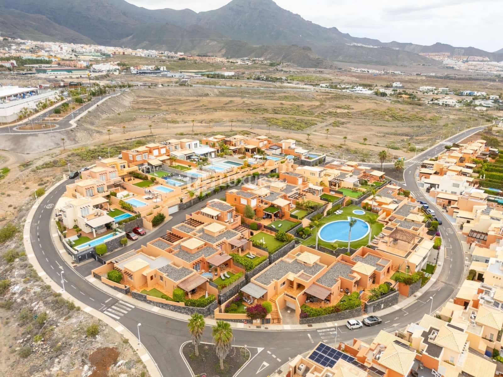 3 soverom Villa til salgs i La Caleta Adeje med svømmebasseng - € 1 600 000 (Ref: 9391998)