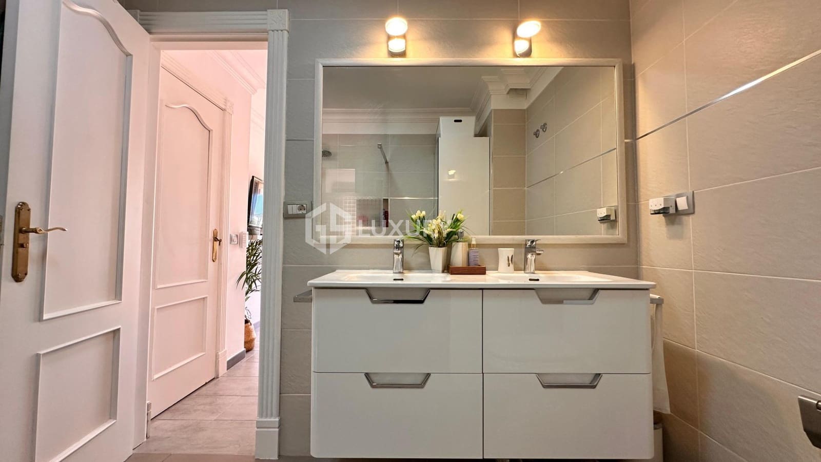 4 soverom Rekkehus til salgs i El Madronal med svømmebasseng garasje - € 630 000 (Ref: 9392001)