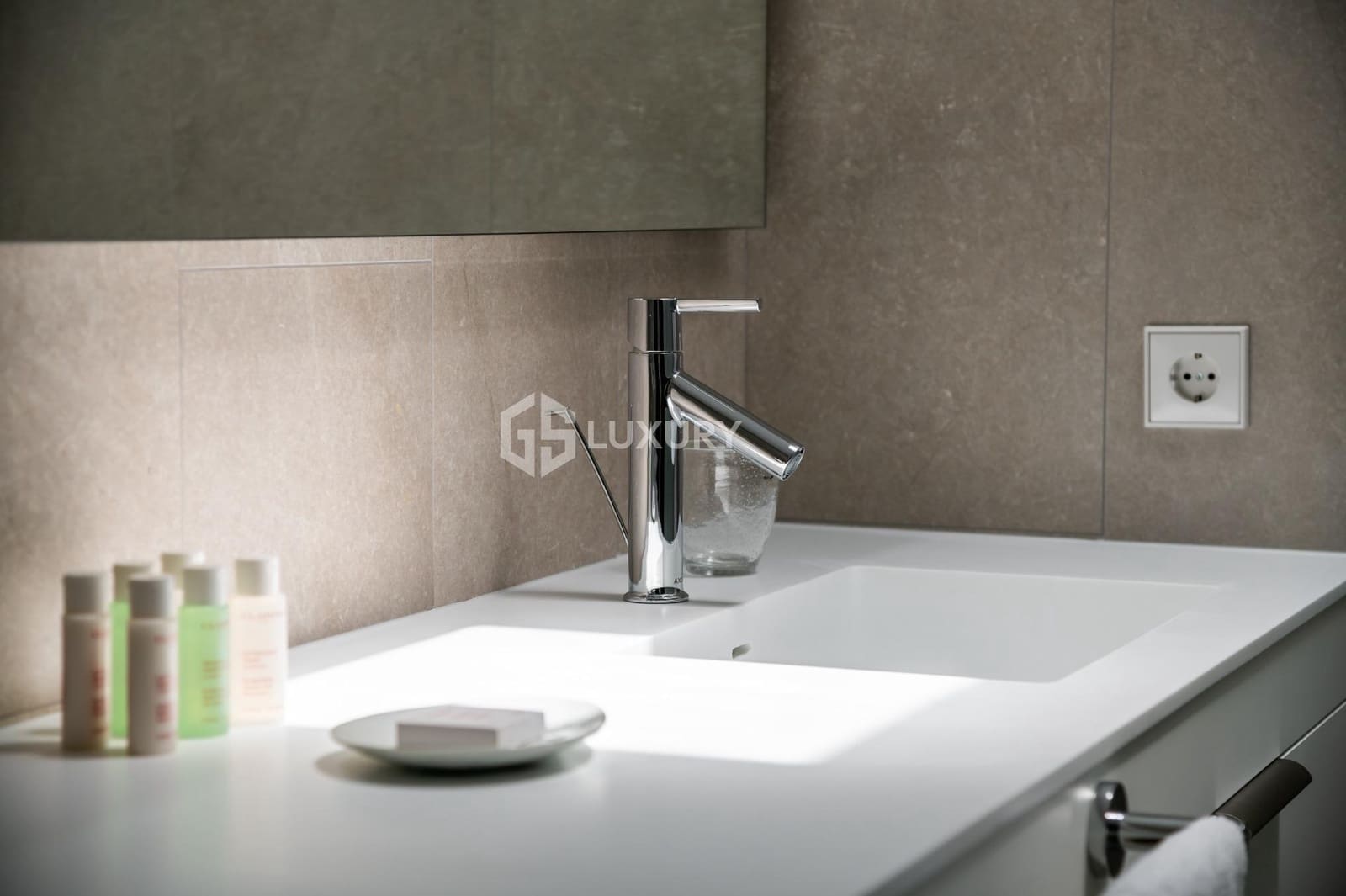 2 soverom Penthouse til salgs i Guia de Isora med svømmebasseng garasje - € 895 000 (Ref: 9396258)