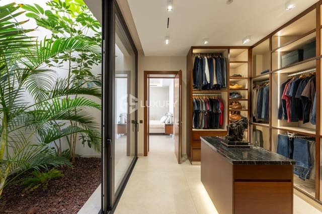 6 sypialnia Willa na sprzedaż w San Eugenio Alto, Adeje z basenem garażem - 5 900 000 € (Ref: 9403578)