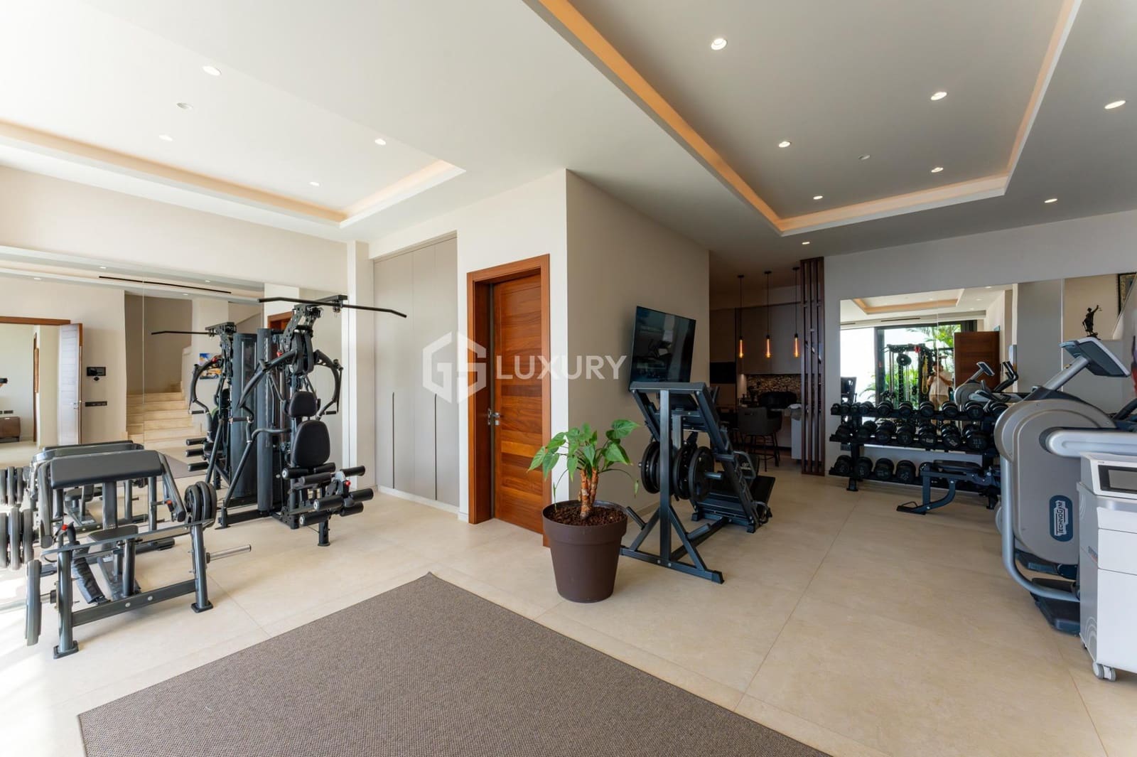 6 sypialnia Willa na sprzedaż w Costa Adeje z basenem garażem - 5 900 000 € (Ref: 9403578)