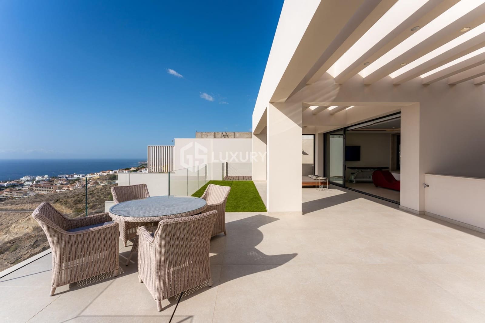 6 sypialnia Willa na sprzedaż w Costa Adeje z basenem garażem - 5 900 000 € (Ref: 9403578)