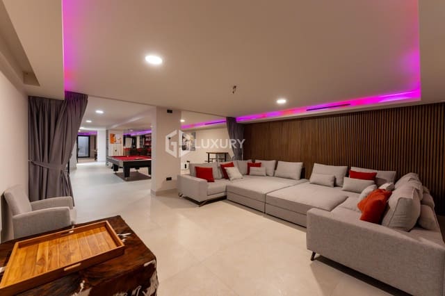 6 Zimmer Villa zu verkaufen in San Eugenio Alto, Adeje mit Pool Garage - 5.900.000 € (Ref: 9403578)