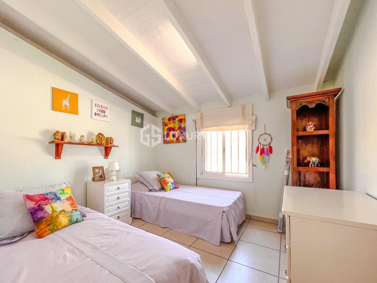 5 soveværelse Finca/Landehus til salg i Arico med swimmingpool garage - € 1.500.000 (Ref: 9414000)