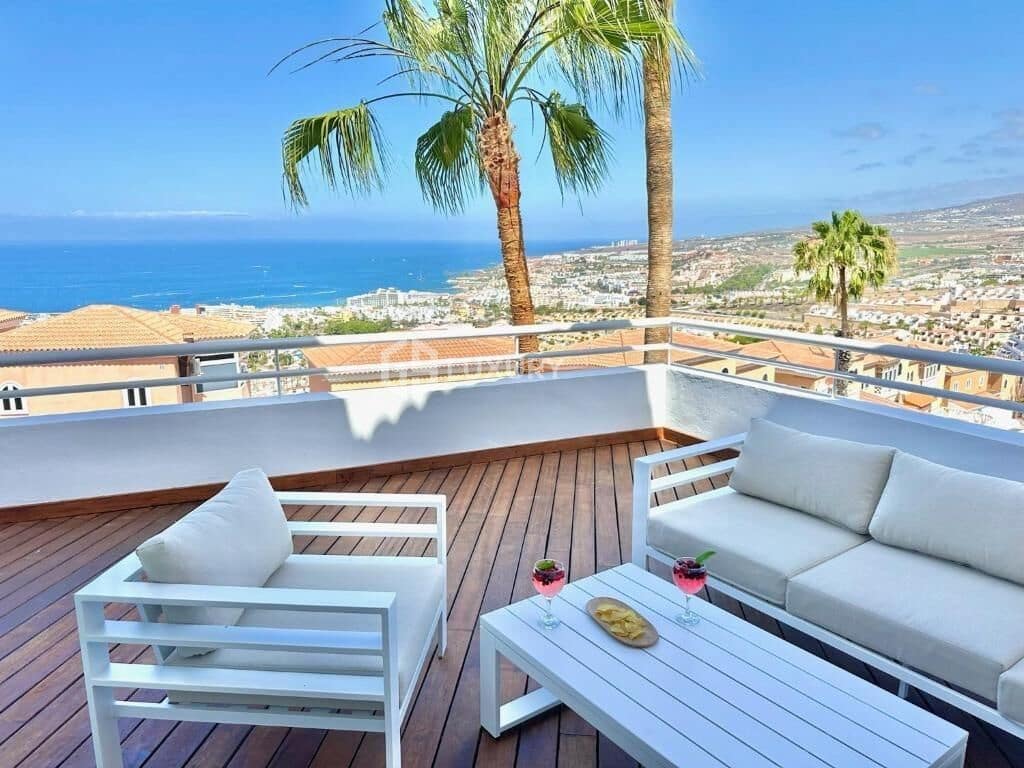 4 chambre Villa/Maison à vendre à Costa Adeje avec piscine garage - 1 800 000 € (Ref: 9414001)