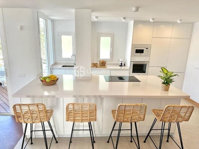 4 chambre Villa/Maison à vendre à Costa Adeje, Adeje avec piscine garage - 1 800 000 € (Ref: 9414001)