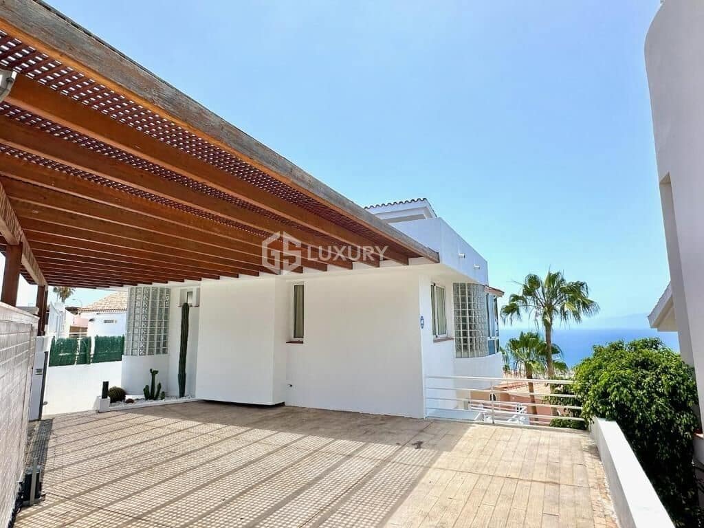 4 chambre Villa/Maison à vendre à Costa Adeje avec piscine garage - 1 800 000 € (Ref: 9414001)