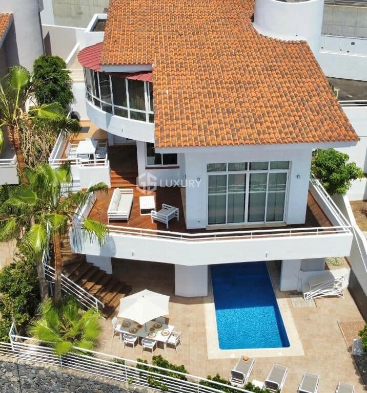 4 chambre Villa/Maison à vendre à Costa Adeje avec piscine garage - 1 800 000 € (Ref: 9414001)
