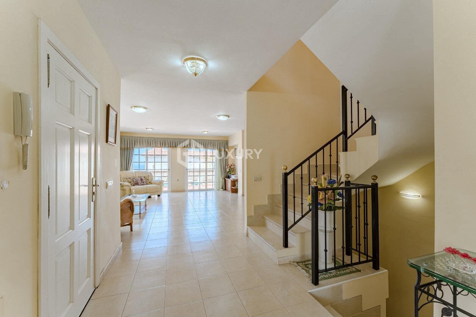 3 chambre Villa/Maison à vendre à El Madronal avec garage - 1 100 000 € (Ref: 9414002)