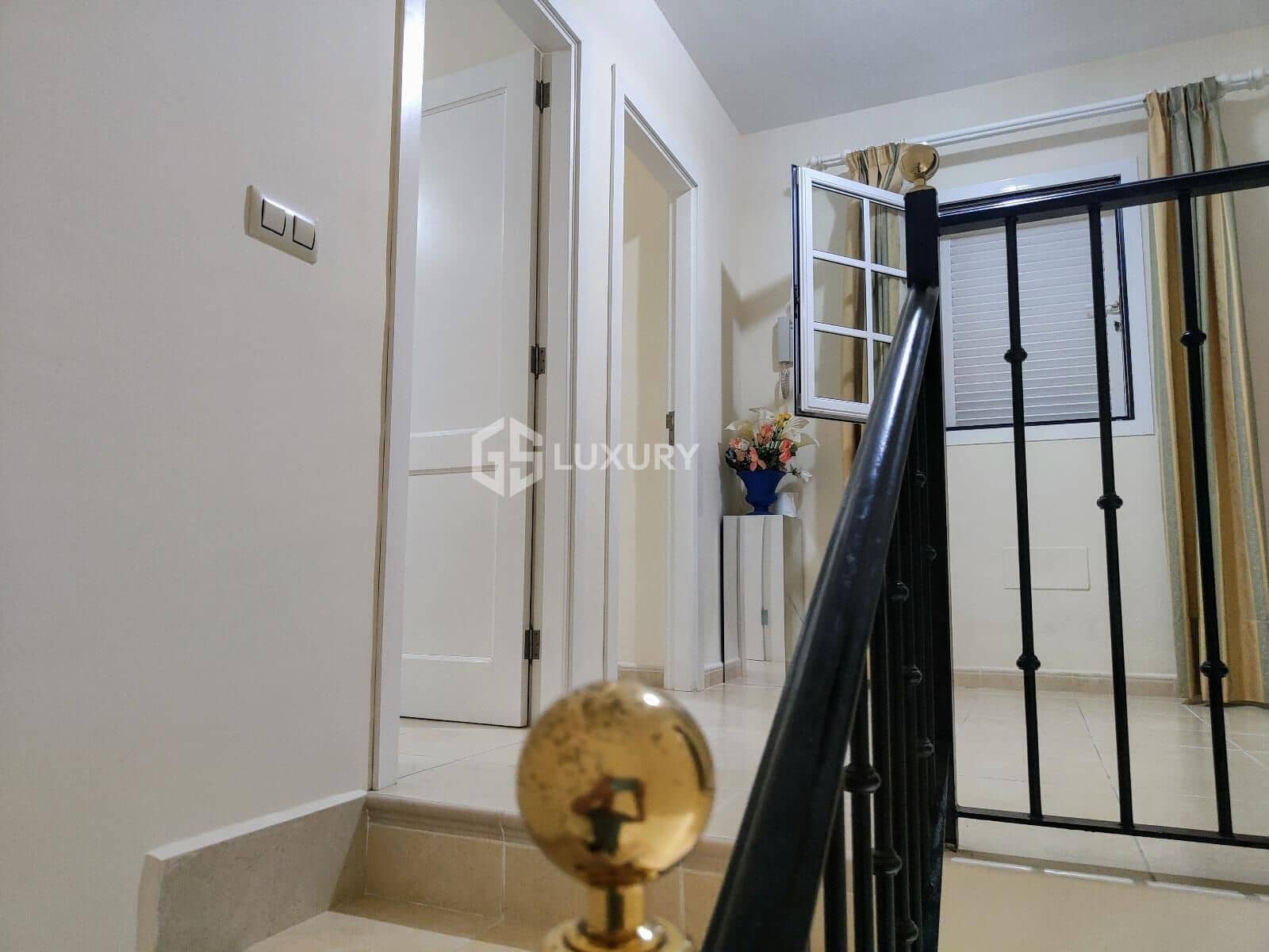 3 chambre Villa/Maison à vendre à El Madronal avec garage - 1 100 000 € (Ref: 9414002)