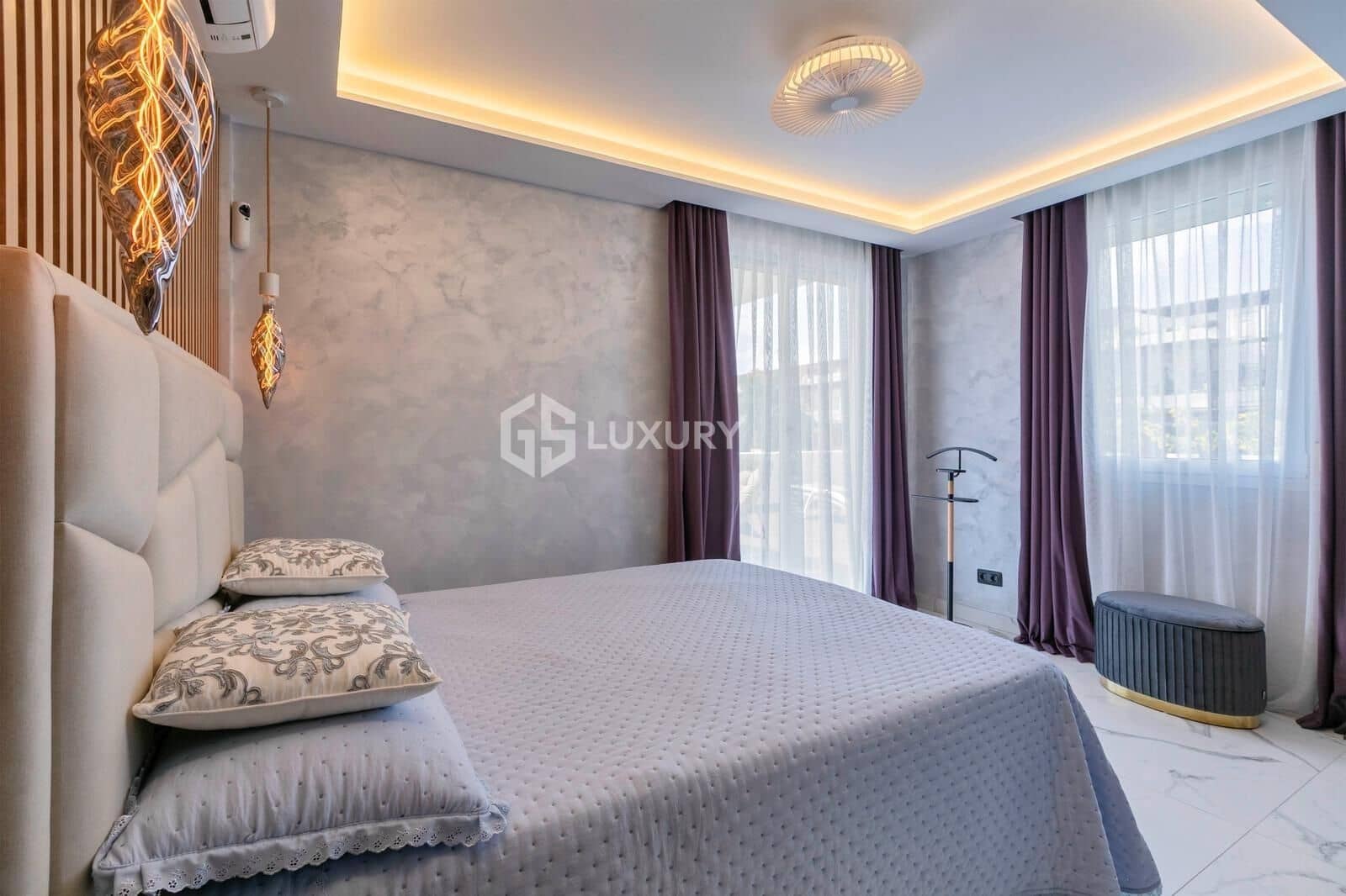 3 soverom Villa til salgs i San Miguel de Abona med svømmebasseng garasje - € 690 000 (Ref: 9438158)