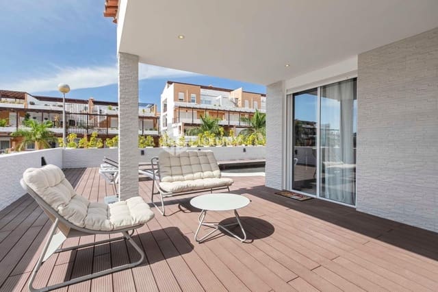 3 slaapkamer Villa te koop in San Miguel de Abona met zwembad garage - € 690.000 (Ref: 9438158)