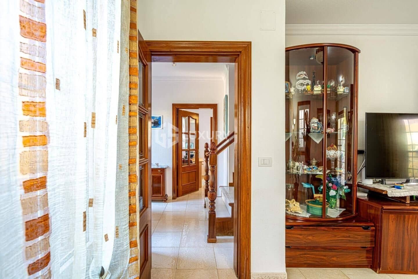 4 soverom Villa til salgs i Adeje med svømmebasseng garasje - € 1 250 000 (Ref: 9443364)