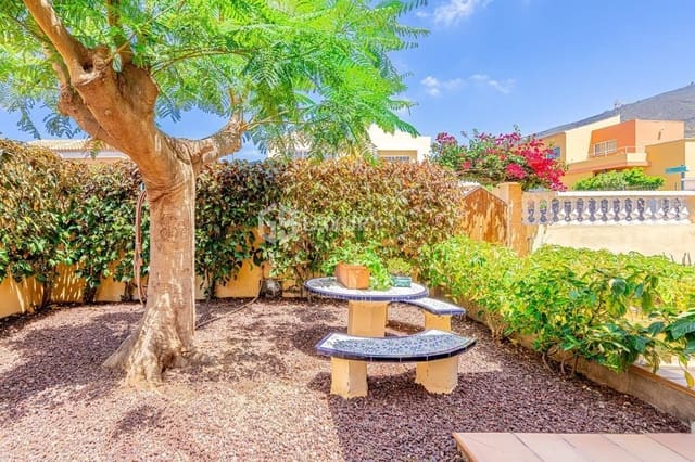 4 soverom Villa til salgs i Casco Urbano, Adeje med svømmebasseng garasje - € 1 250 000 (Ref: 9443364)