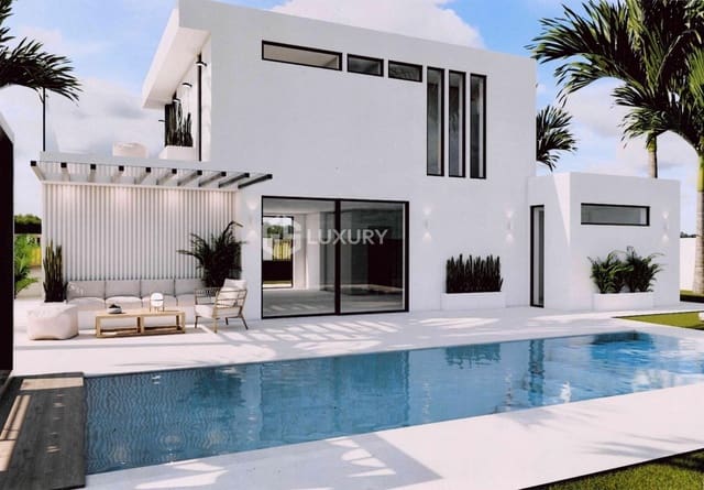 Chalet de 2 habitaciones en Arona en venta con piscina garaje - 580.000 € (Ref: 9456522)