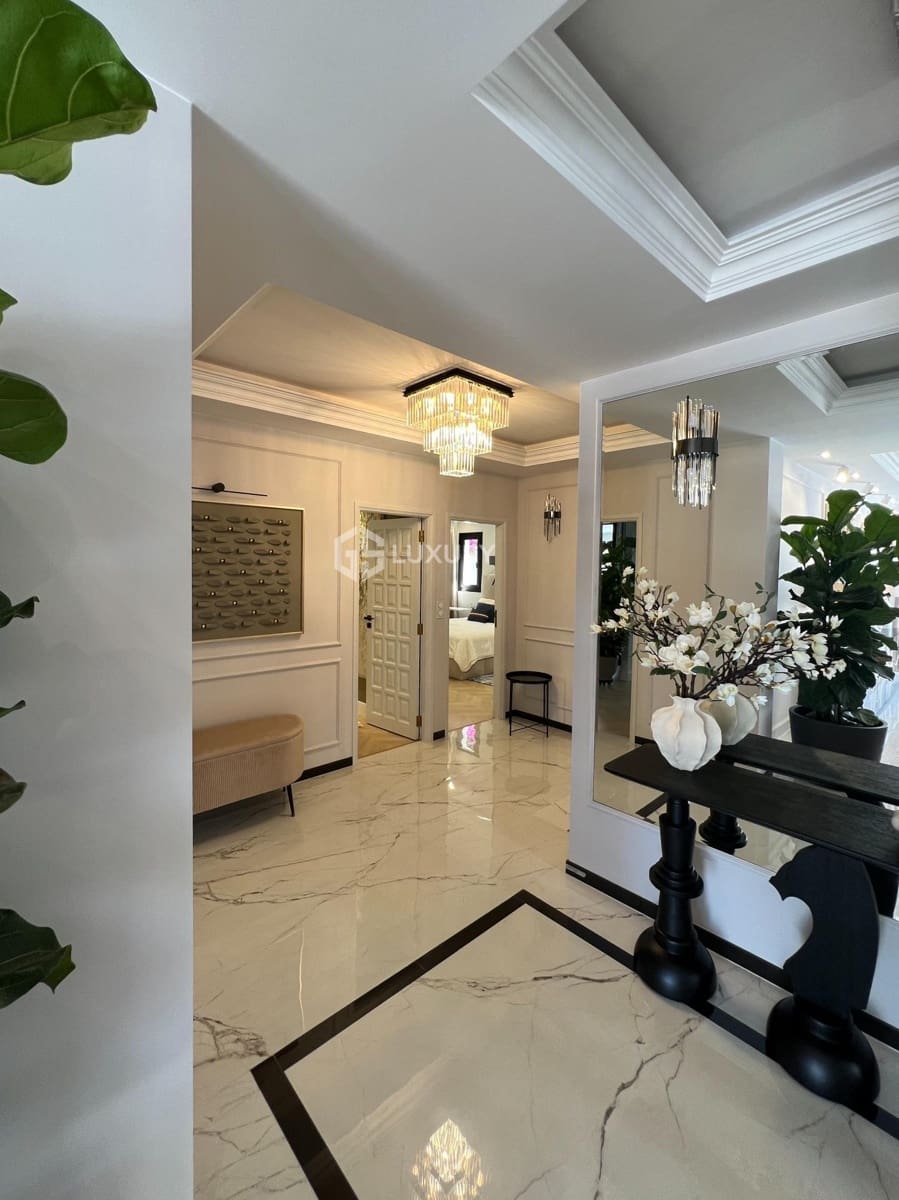 4 sypialnia Willa na sprzedaż w Costa Adeje z basenem garażem - 2 600 000 € (Ref: 9462532)