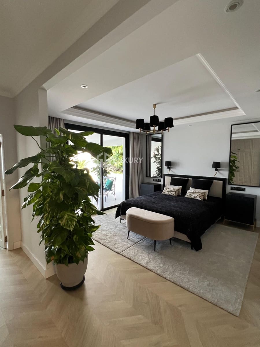 4 sypialnia Willa na sprzedaż w Costa Adeje z basenem garażem - 2 600 000 € (Ref: 9462532)