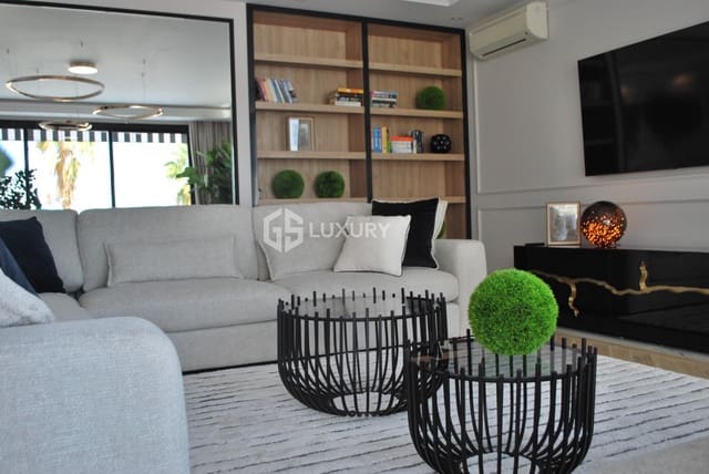 4 sypialnia Willa na sprzedaż w San Eugenio Alto, Adeje z basenem garażem - 2 600 000 € (Ref: 9462532)