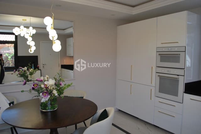 4 sypialnia Willa na sprzedaż w San Eugenio Alto, Adeje z basenem garażem - 2 600 000 € (Ref: 9462532)