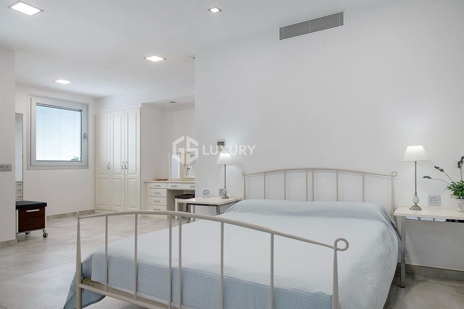 6 slaapkamer Villa te koop in La Caleta Adeje met garage - € 4.450.000 (Ref: 9470627)