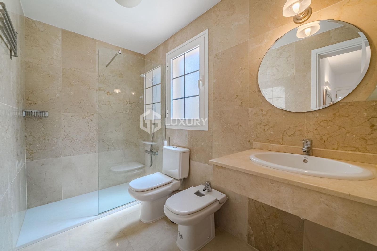 5 bedroom Villa for sale in La Caleta Adeje with pool garage - € 2,200,000 (Ref: 9470628)