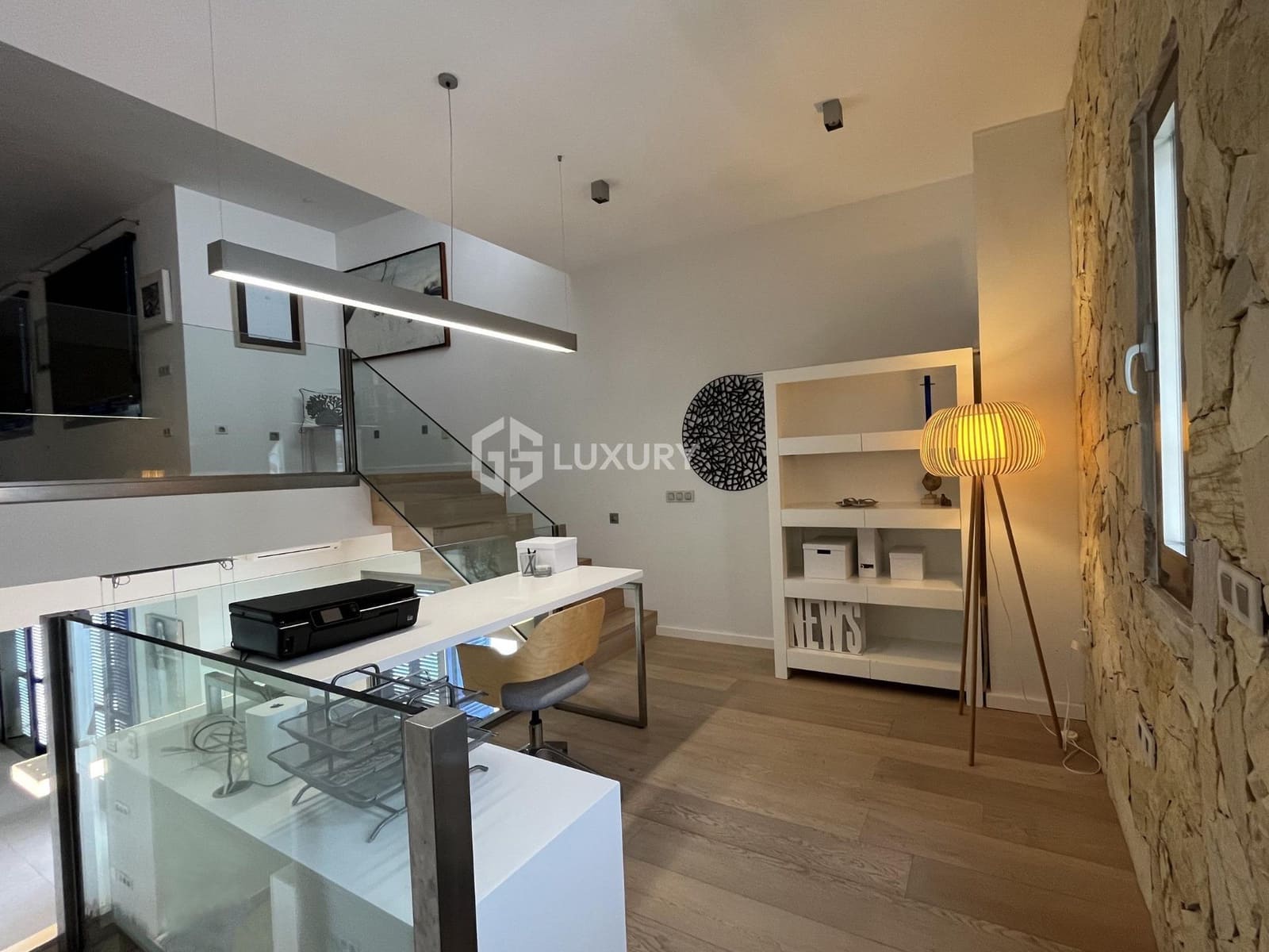 5 bedroom Villa for sale in Costa Adeje with pool garage - € 2,000,000 (Ref: 9470630)