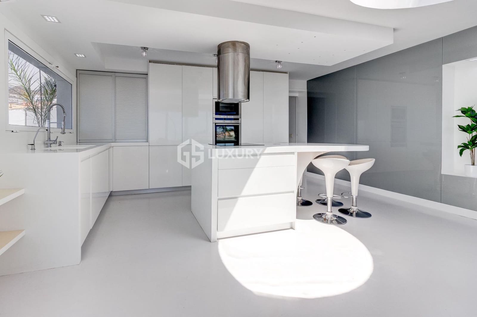 3 chambre Appartement à vendre à Costa Adeje avec piscine garage - 725 000 € (Ref: 9481319)