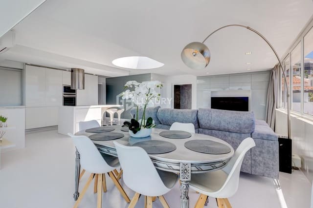 3 chambre Appartement à vendre à Costa Adeje, Adeje avec piscine garage - 725 000 € (Ref: 9481319)