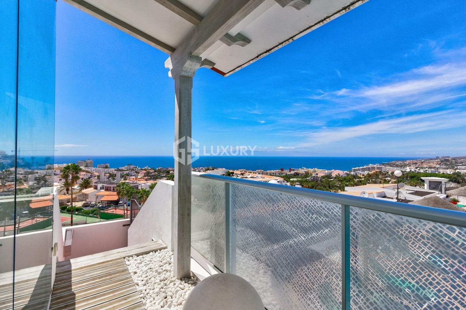 3 chambre Appartement à vendre à Costa Adeje avec piscine garage - 725 000 € (Ref: 9481319)