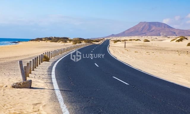 Byggegrund til salg i Puerto del Rosario - € 16.856.000 (Ref: 9481322)