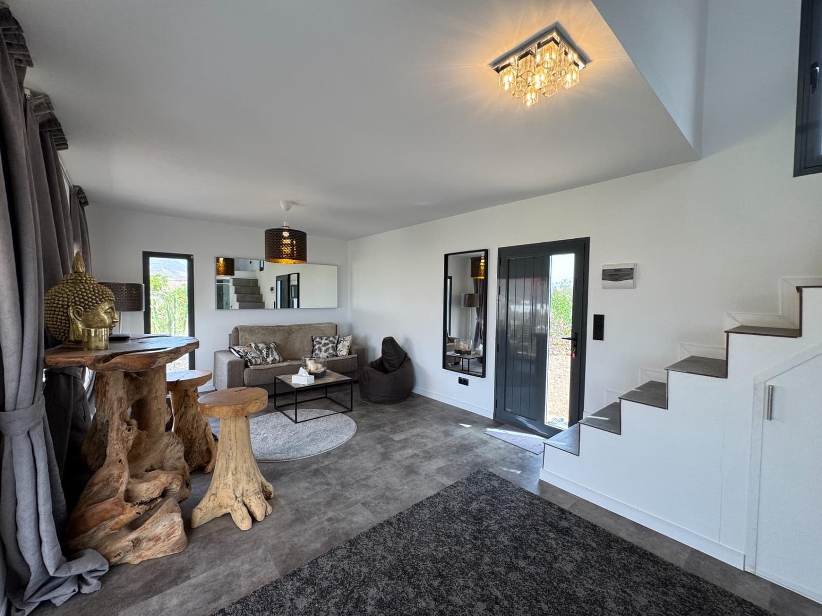 5 makuuhuone Huvila myytävänä paikassa Tuineje mukana uima-altaan 
autotalli - 969 000 € (Ref: 9499046)