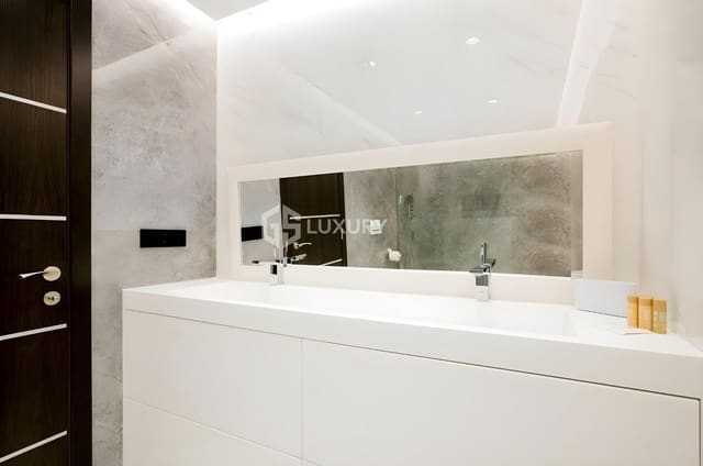 4 quarto Moradia para arrendar em Palm-Mar, Arona com piscina garagem - 8 500 € (Ref: 9499049)