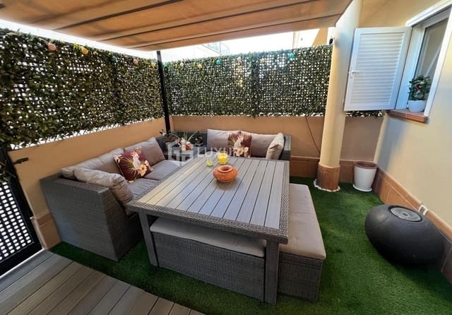 4 quarto Moradia Geminada para venda em Puerto Santiago, Santiago del Teide com piscina garagem - 995 000 € (Ref: 9499437)