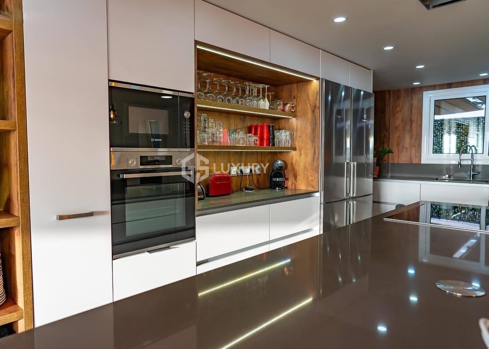 4 quarto Moradia Geminada para venda em Puerto Santiago com piscina garagem - 995 000 € (Ref: 9499437)