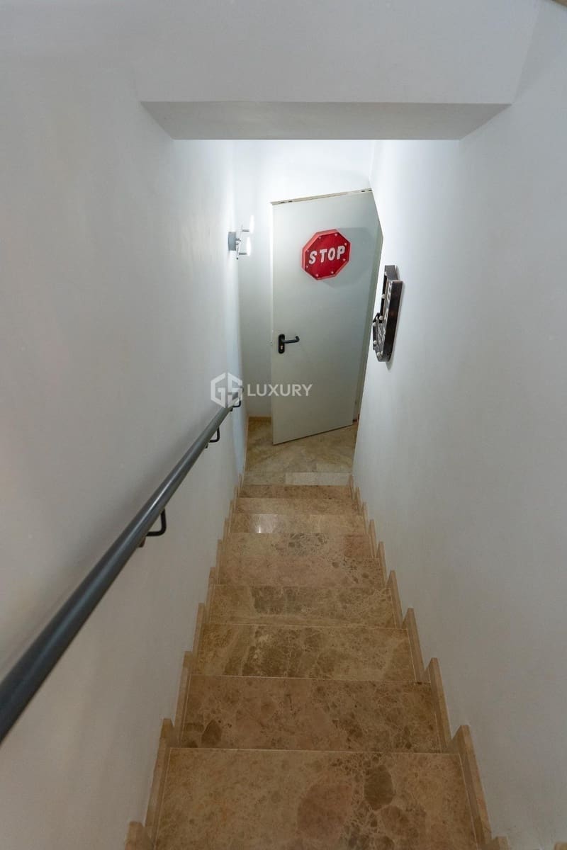 4 quarto Moradia Geminada para venda em Puerto Santiago com piscina garagem - 995 000 € (Ref: 9499437)