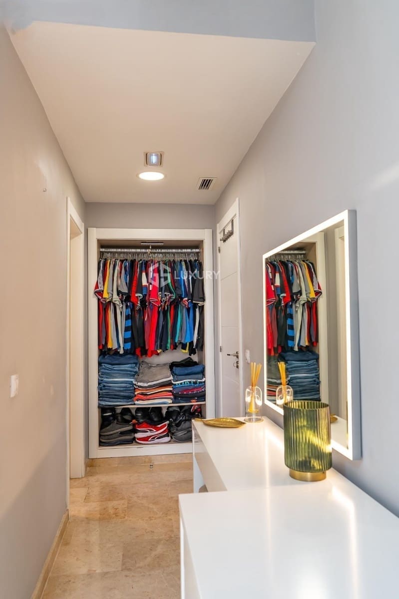 4 quarto Moradia Geminada para venda em Puerto Santiago com piscina garagem - 995 000 € (Ref: 9499437)