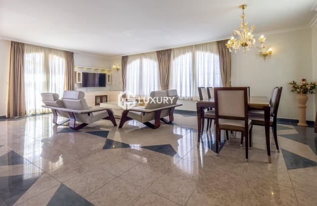 3 slaapkamer Villa te koop in Playa Fañabe, Adeje met zwembad garage - € 2.950.000 (Ref: 9519229)