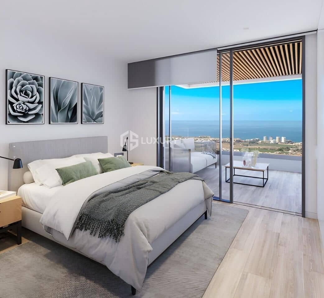 2 bedroom Apartment for sale in Los Menores with pool garage - € 940,000 (Ref: 9519231)