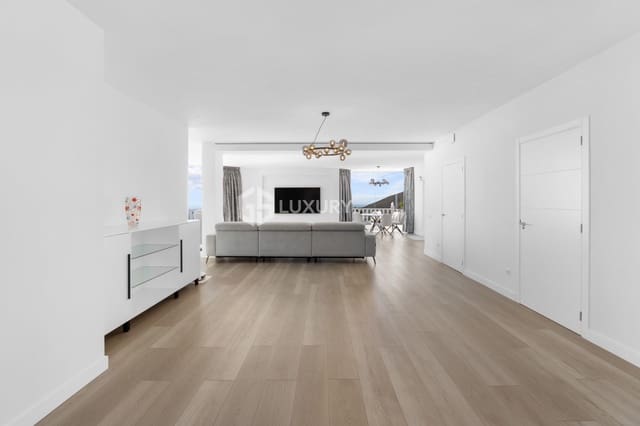 Chalet de 5 habitaciones en San Miguel de Abona en venta con piscina garaje - 1.950.000 € (Ref: 9524522)