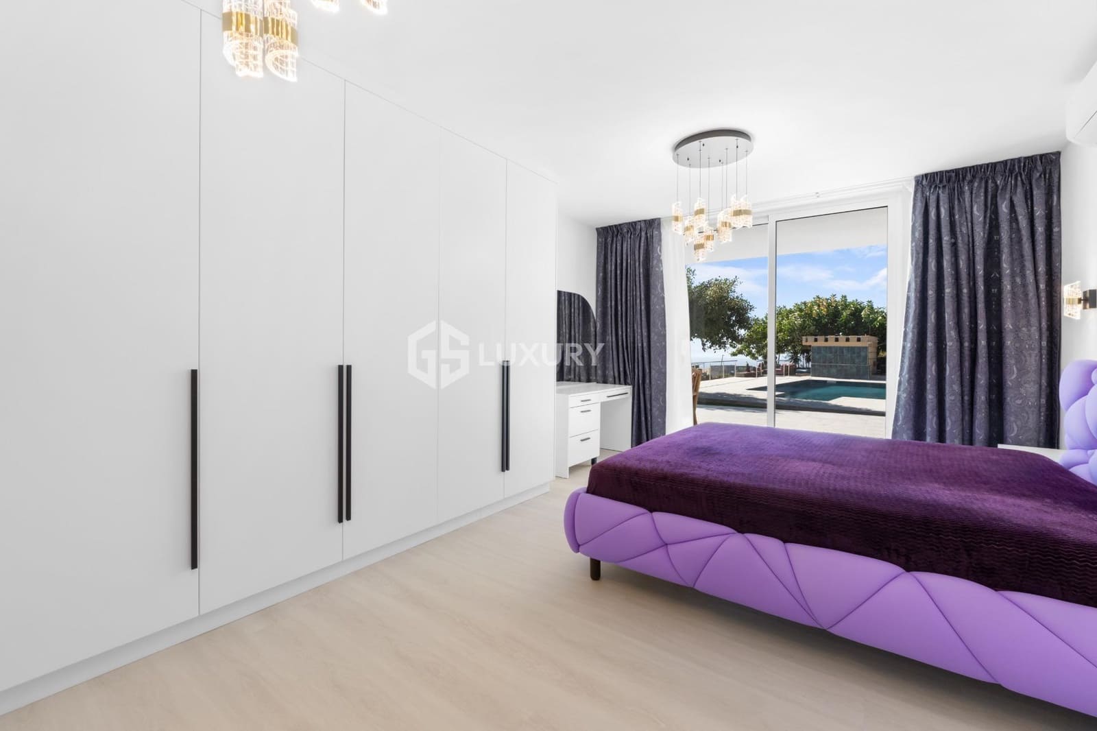 Chalet de 5 habitaciones en San Miguel de Abona en venta con piscina garaje - 1.950.000 € (Ref: 9524522)