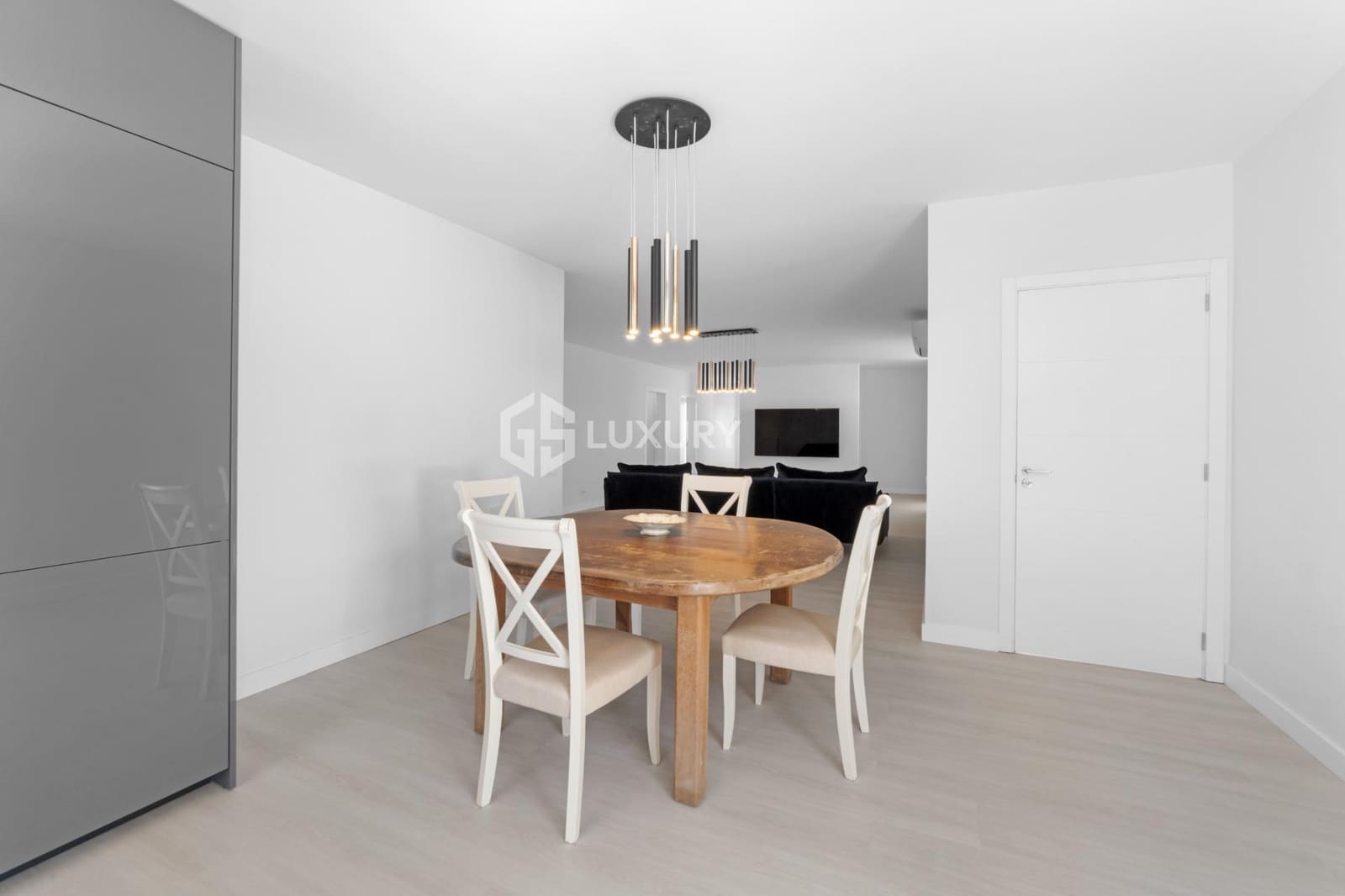 Chalet de 5 habitaciones en San Miguel de Abona en venta con piscina garaje - 1.950.000 € (Ref: 9524522)