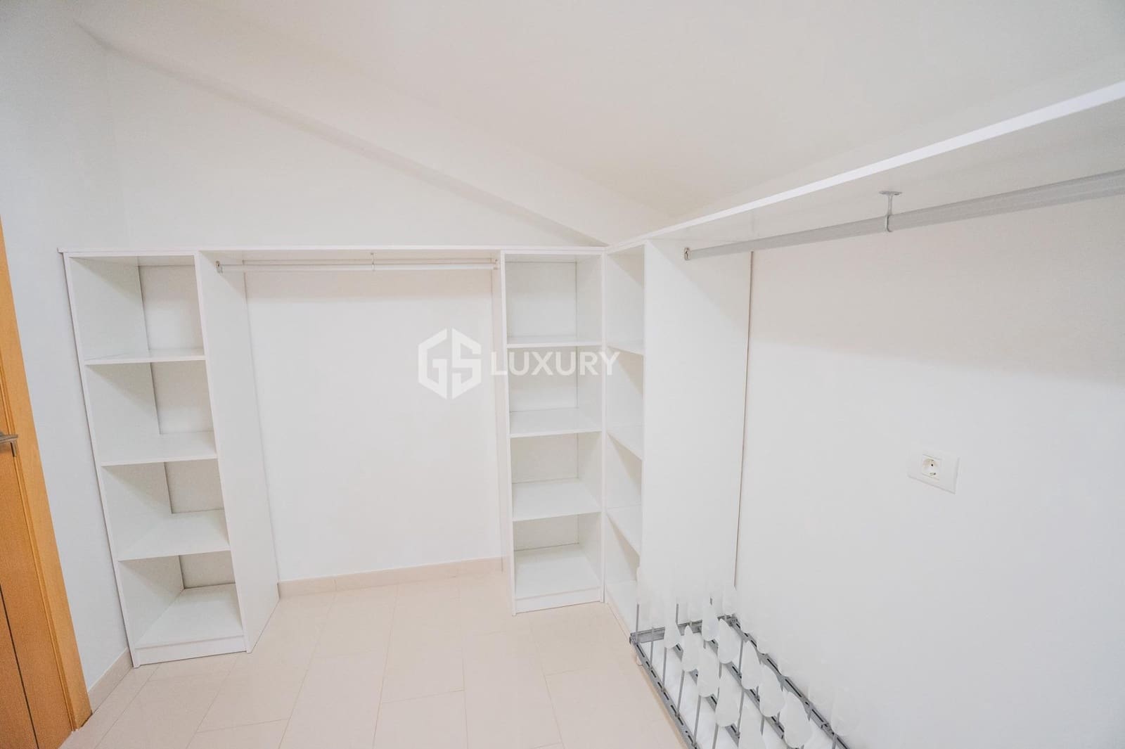 5 soverom Villa til salgs i La Caleta Adeje med svømmebasseng garasje - € 3 300 000 (Ref: 9537348)